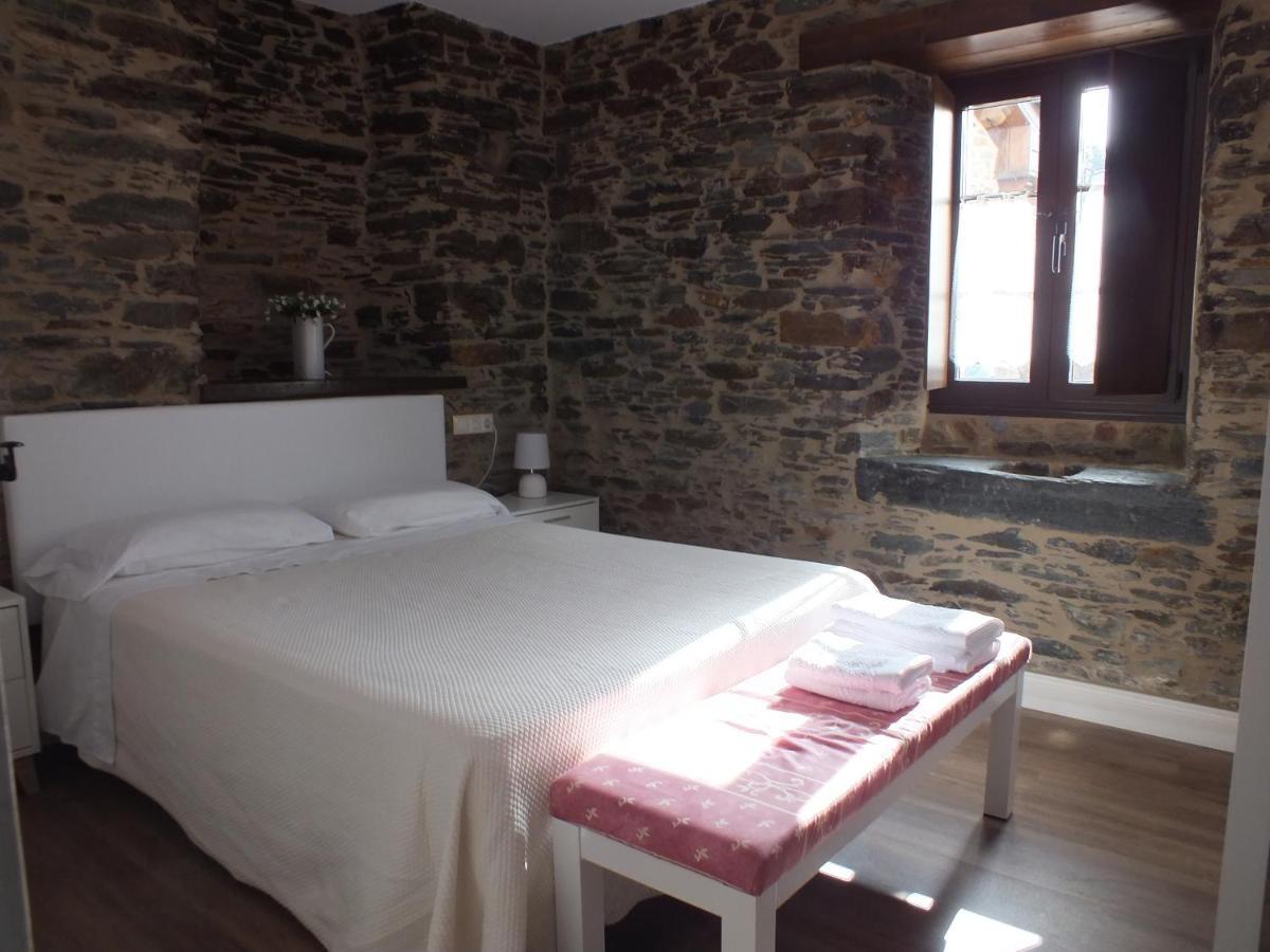 Apartamentos Puerta Del Castro Coana Exteriér fotografie